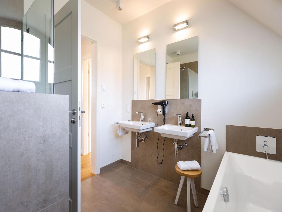 Reetland Am Meer - Premium Reetdachvilla Mit 2 Schlafzimmern, Sauna Und Kamin E04 Dranske Dış mekan fotoğraf